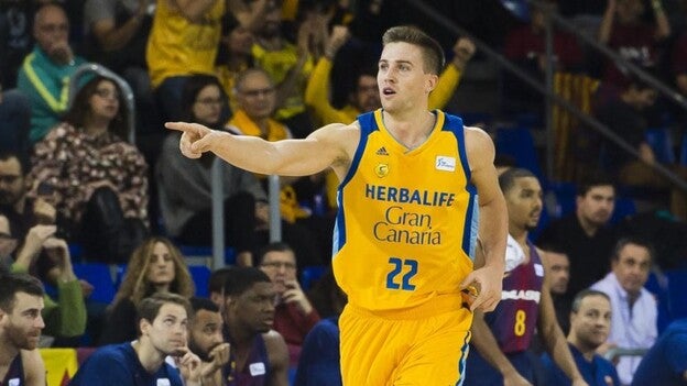 Rabaseda continúa de amarillo dos años más