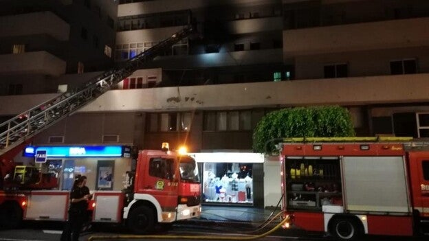 Un bombero fuera de servicio salva la vida al hombre de Mesa y López