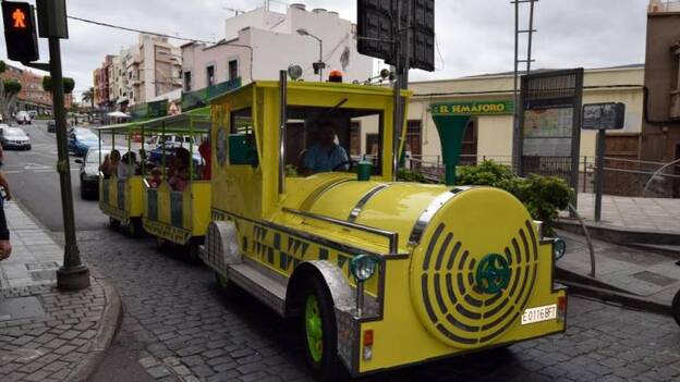 Con la llegada del verano, Gáldar pone de nuevo en uso el tren de Sardina
