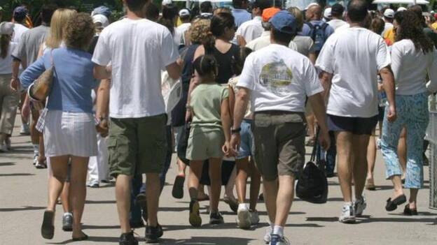 La población de Canarias creció un 1%