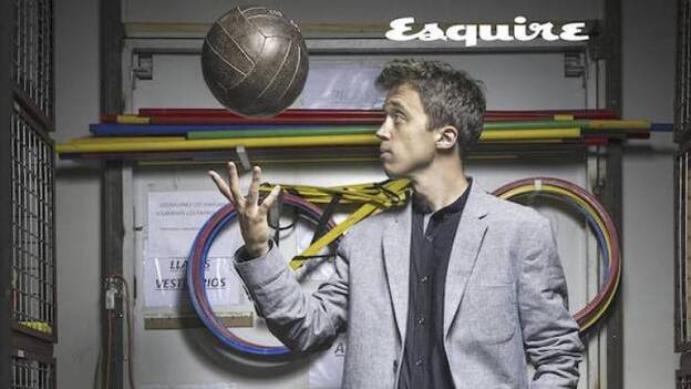 Íñigo Errejón hace de modelo para la revista para hombres ‘Esquire’