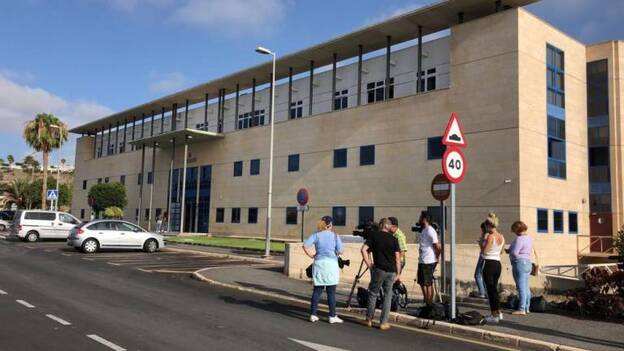 La agresión sexual en grupo en Canarias involucra ya a 5 varones