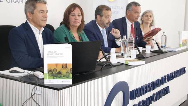 El profesorado tiene hasta 81 tareas burocráticas que lastran la docencia