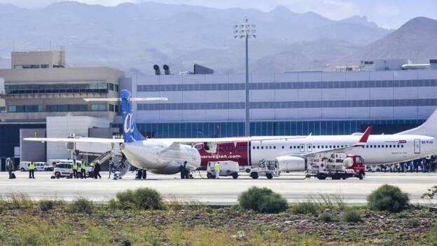 Los residentes siguen «a la espera» para comprar billetes