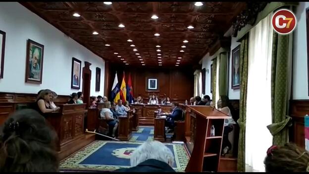 12 ediles de la oposición plantan a la alcaldesa por su «talante» en el Pleno