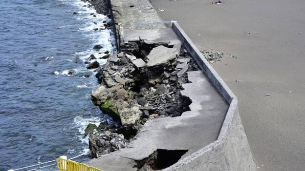 El litoral se hunde y Costas... ‘pasando’