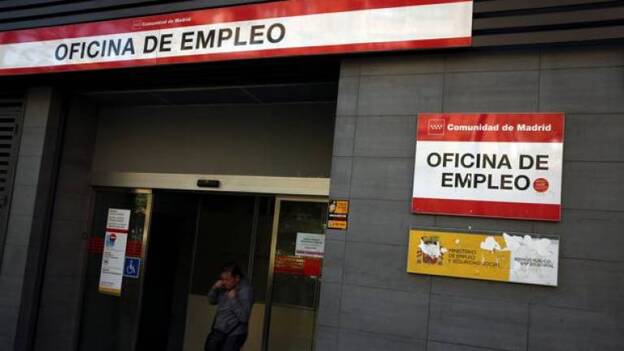 El paro en Canarias cae en 3.817 personas en junio y se sitúa en 208.594 desempleados