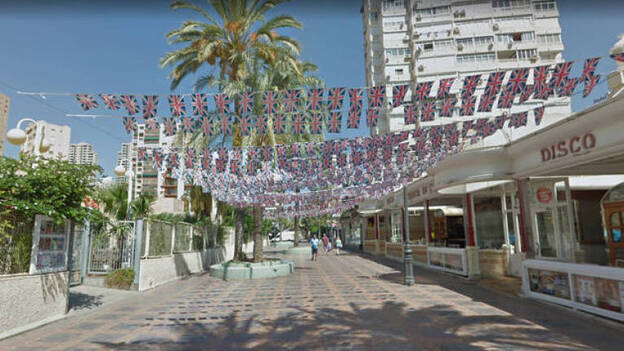 Tres heridos en un tiroteo en la "zona inglesa" de Benidorm