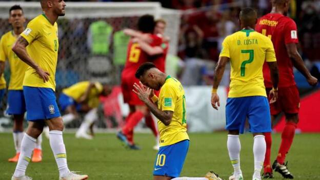 Neymar acompaña a Cristiano Ronaldo y Messi en el adiós prematuro