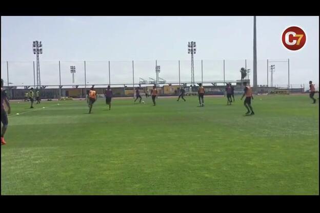 La nueva UD «ganadora y con música en el balón» de Jiménez