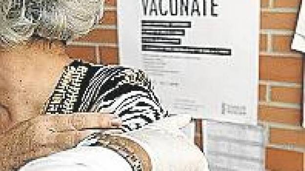 Mujer, mayor de 65 años y con recursos, perfil de quien va más al médico