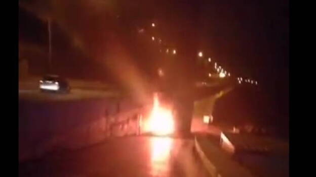 Prenden fuego a los baños públicos de La Laja