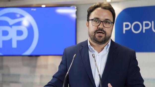 Antona: «El Gobierno de Pedro Sánchez se está cebando con Canarias»
