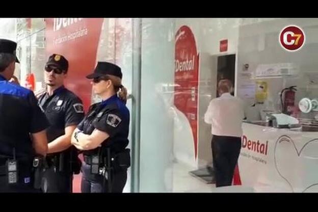 Desahucio en la sede de iDental en la capital