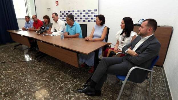 Los alcaldes del Consorcio de Emergencias achacan a los bomberos la falta de personal