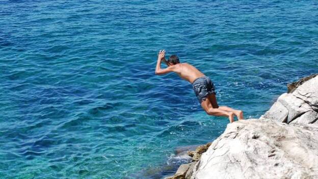 Lesión medular. Aumentan en los meses de verano por zambullidas de cabeza