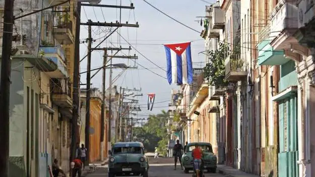 Cuba somete a consulta la reforma constitucional
