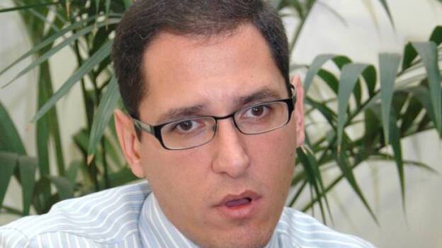 Ángel Llanos, Premio a la Excelencia al mejor expediente académico en la UNED