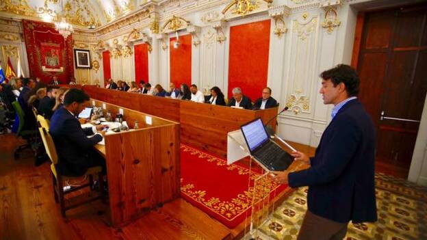 El Ayuntamiento superó el techo de gasto permitido en 31 millones