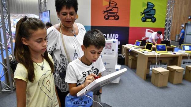 Los menores, expuestos a los riesgos de internet sin control de adultos