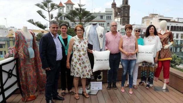 Cuatro creadores diseñan la tradición de Moda Calada en Ingenio