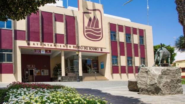 Puerto del Rosario, uno de los tres municipios menos endeudados de España