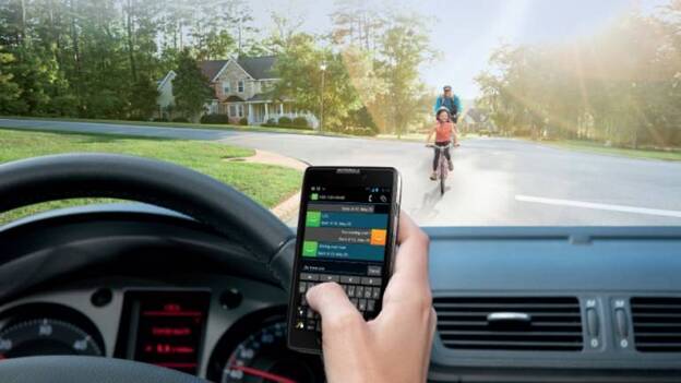 Entre 4 y 6 puntos por chatear con móvil