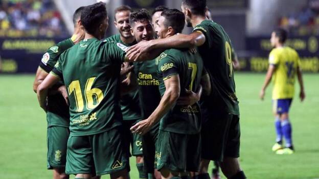 Fidel saca el guante y Rubén, el martillo