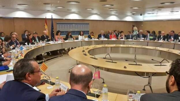Torres avanza que Canarias podrá gastar más en 2019