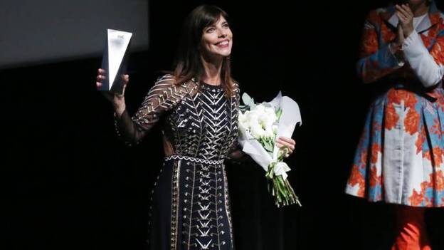 Maribel Verdú, estrella en alfombra roja del festival chileno Sanfic