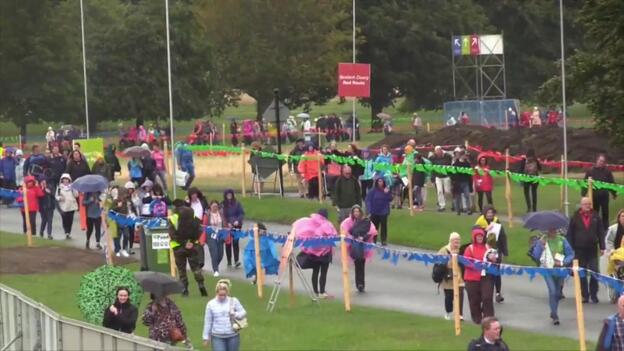 El papa pide perdón a las víctimas de abusos