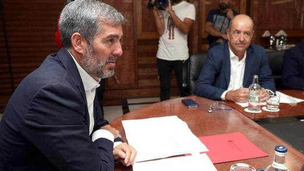 Clavijo irá al Pino en representación del rey