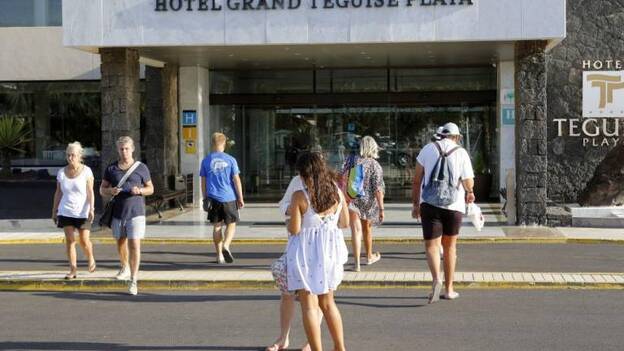 Los complejos turísticos pierden un 6,2% de ingresos en junio y julio