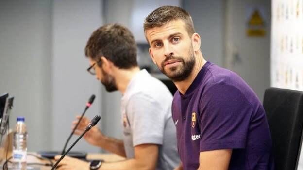 Denuncian a Piqué por conducir sin puntos