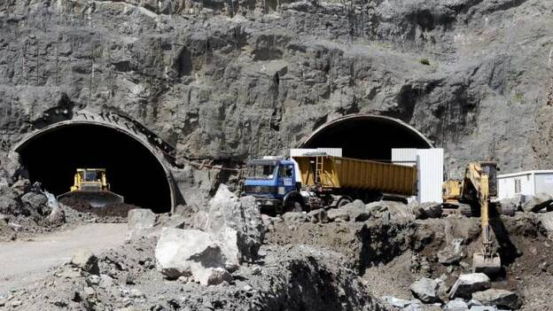 Canarias espera que los técnicos den luz verde al convenio de carreteras