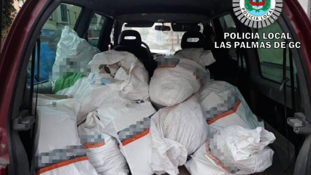 Sorprendido con 15 sacos de escombros en Guanarteme