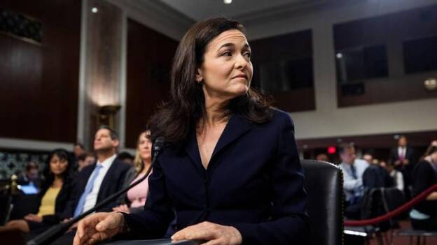 Facebook asegura al Senado de EE UU que está «en guerra» contra las cuentas falsas