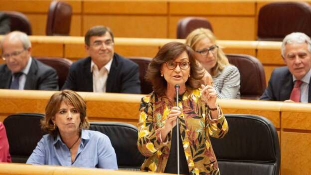 Calvo dice que el Gobierno no ve «ni una falla» en su relación con Canarias