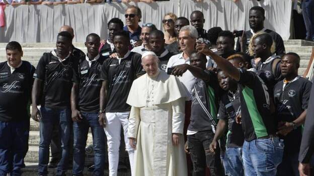 El papa convoca a los presidentes de conferencias episcopales contra los abusos