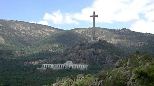 De mausoleo del dictador Franco a Memorial de víctimas: Por un acuerdo posible