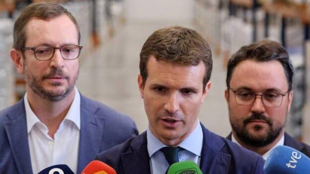 Casado reitera que Sánchez debe comparecer por su tesis