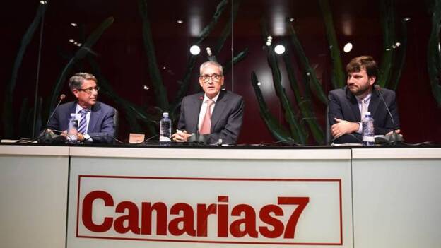 Jáuregui presenta su libro en CANARIAS7.