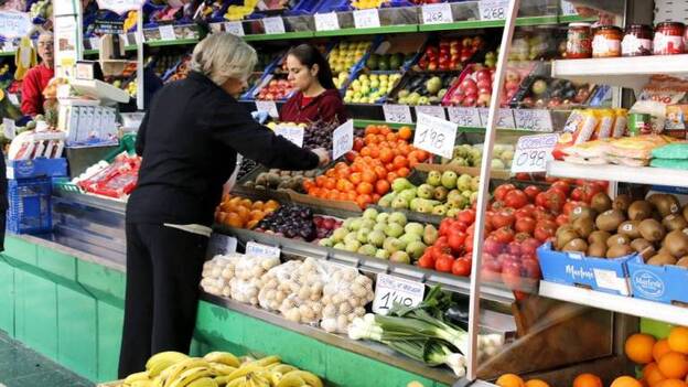La CNMC duda de que las ayudas al transporte abaraten la compra