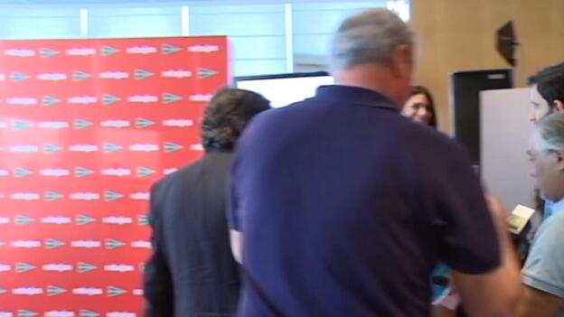 Clara Lago y Dani Rovira trabajan en un libro solidario