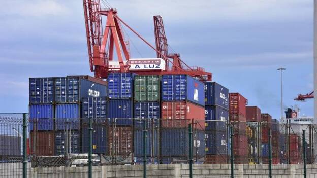 NC rechaza que se «cuestionen derechos de Canarias» con el transporte