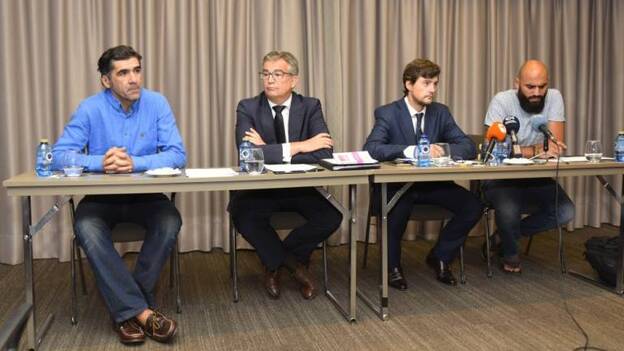 Los bomberos de Gran Canaria anuncian querellas contra cargos del Cabildo