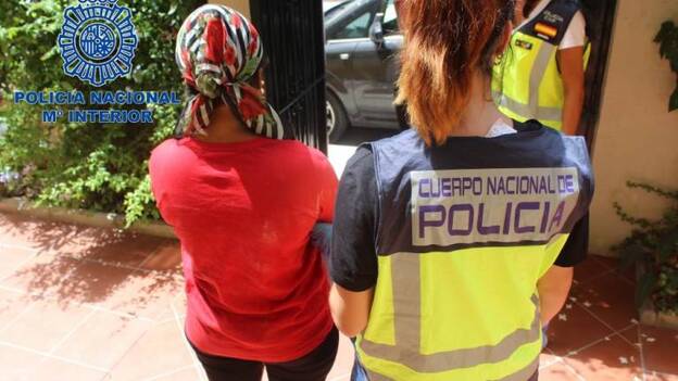 Diez mujeres liberadas y quince detenidos en una operación contra la trata
