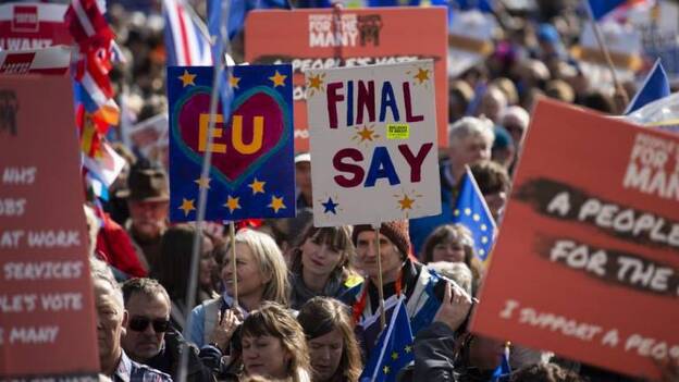 Los laboristas británicos abren la puerta a otro referéndum del ‘brexit’