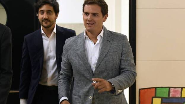 Cs pide la comparecencia urgente del director del CIS por el cambio de método