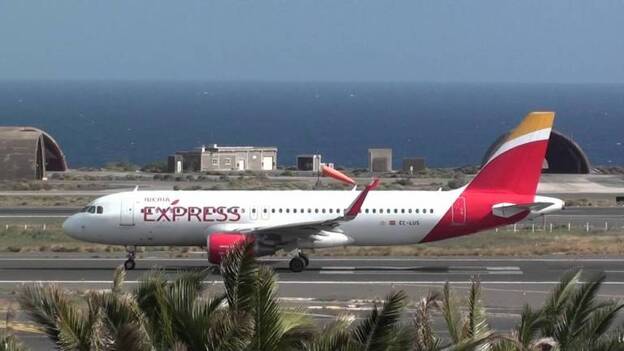 Más vuelos de Iberia Express en Canarias
